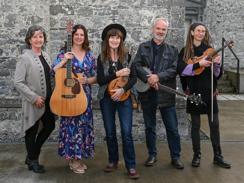 Elizabeth Monaghan, Clara Rose, Marion McEvoy, Alan Monaghan and Cathy McEvoy PICTURE Vicky Comerford