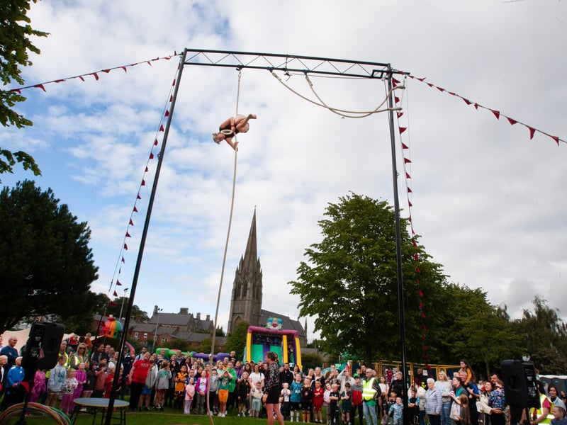 Tina from Tumble Circus performing from a height at Bull Park on Tuesday evening as part of Feile 23 Big Night Out. (Photos: Jim McCafferty Photography)