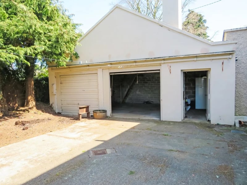 11. Mellenton House, Carlow Town, Co. Carlow €525,000 6 Bed & 3 Bath 230 m² Detached