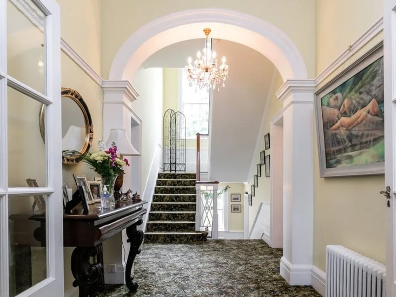 1. Kellistown House, Kellistown, Carlow Town, Co. Carlow €750,000 5 Bed & 3 Bath 377 m² Detached