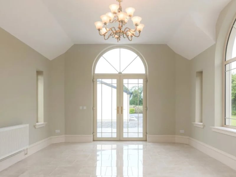 2. Lynrath House, Newgardens, Carlow Town, Co. Carlow €750,000 5 Bed & 5 Bath 359 m² Detached