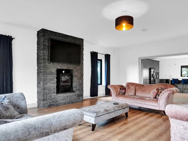 7. Kilcoltrim, Borris, Co. Carlow €570,000 4 Bed & 3 Bath 265 m² Bungalow