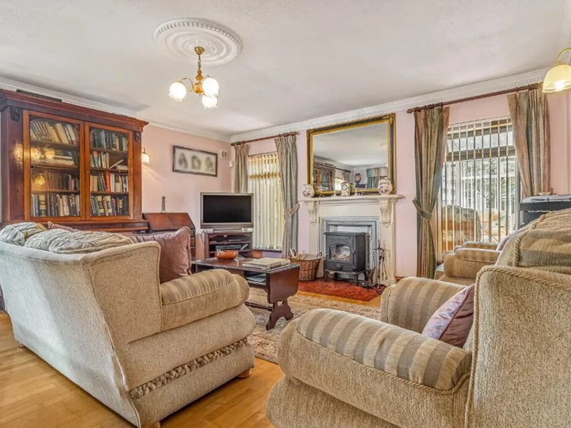 9. 1 Sandfield, Oak Park, Carlow Town, Co. Carlow €565,000 6 Bed & 6 Bath 294 m² Detached