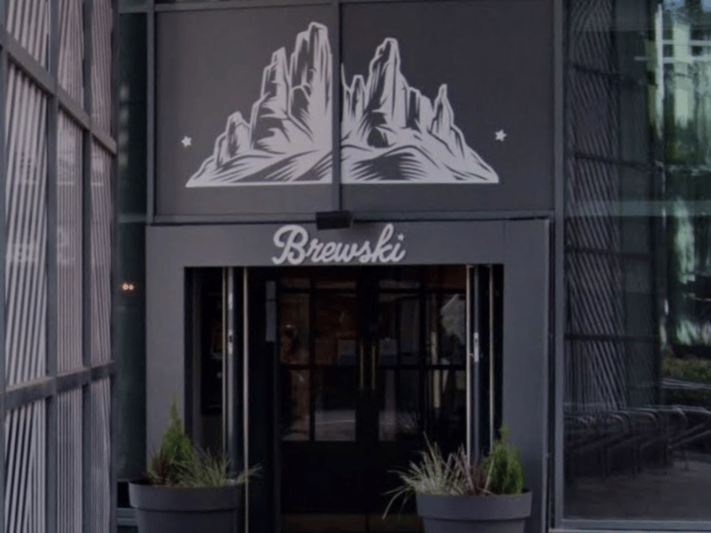 Described as the "North West home of soul food," Brewski has received multiple votes from readers like Charlotte Faye and Michelle Haynes. They are famous for their massive "Mate Dates" - giant sharing platters of poutine, fried chicken, and ribs - that are designed for social dining. It is a concept that seems perfectly tailored for the Leeds appetite for communal, indulgent comfort food.