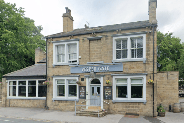 Nigel Oates flagged this as a "great beer garden" for those in the LS5 area. It’s spacious, leafy, and catches the afternoon light perfectly, making it a Kirkstall staple. ☀️ Abbey Road, Kirkstall, Leeds, LS5 3NG