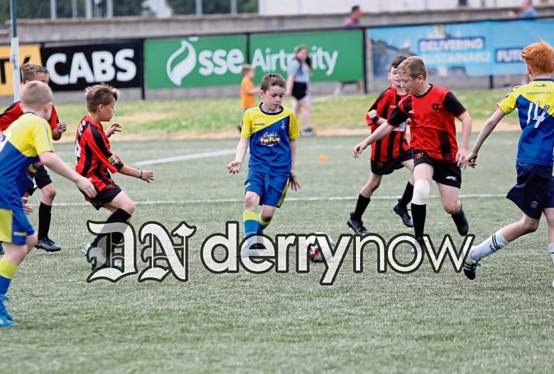 Action from the Eglinton Eagles v Phoenix game in the Aaron Doherty Memorial Cup final at the Brandywell.