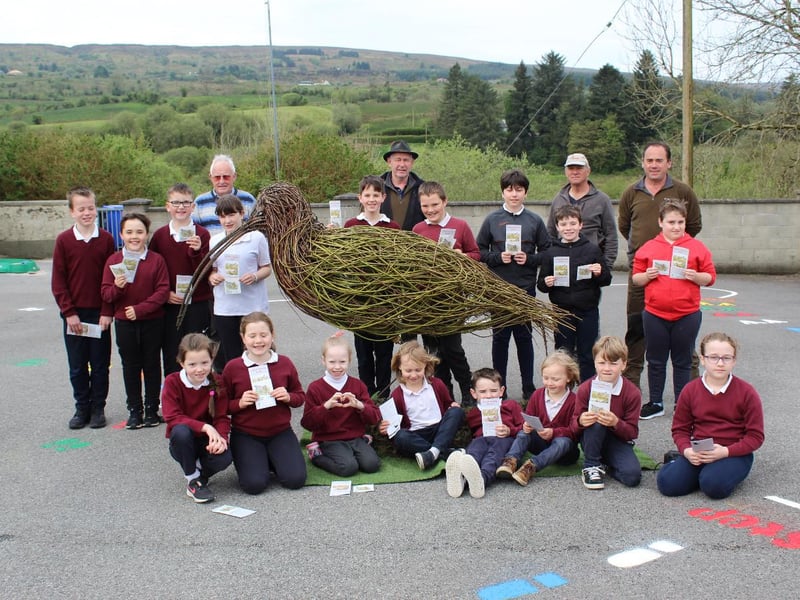 Pupils and Staff from Strabraggan N.S., Arigna, pictured with the Leitrim / North Roscommon Curlew Conservation Team, to mark the celebration of World Curlew Day 2023.