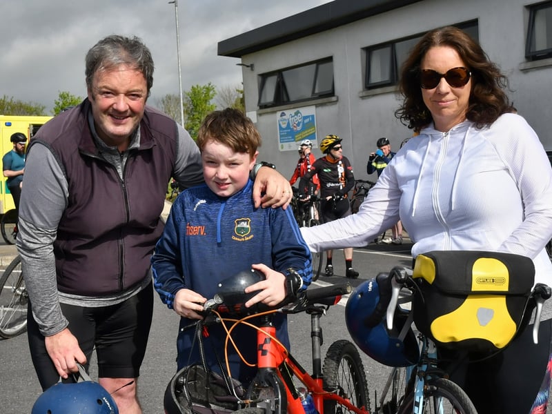 The youngest man to take part in Sunday’s sportive was Milo Kennedy (8). He is pictured here with his father Ciarán and mother Catherine-Ann