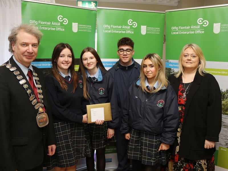Presentation College - Cover Up Lexie Doogue, Mia Byrne, Kayla Finn, Jan Castells