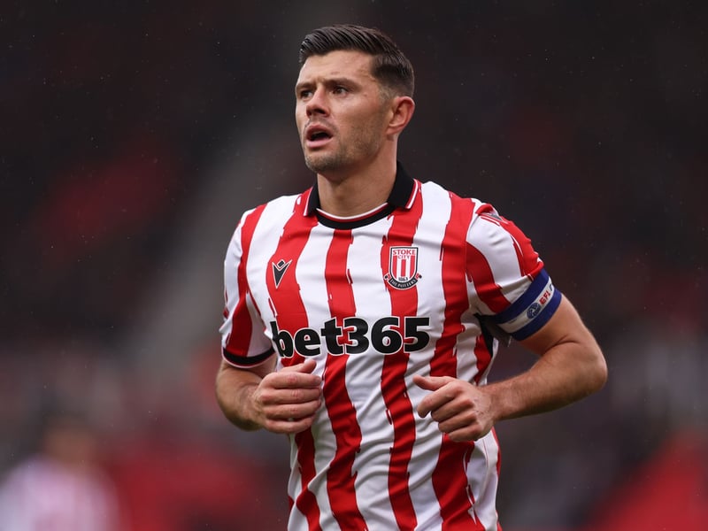 Out of contract this summer: Aaron Cresswell (LB), Ben Wilmot (CB), Lewis Baker (CM), Steven NZonzi (CM), Frank Fielding (GK).