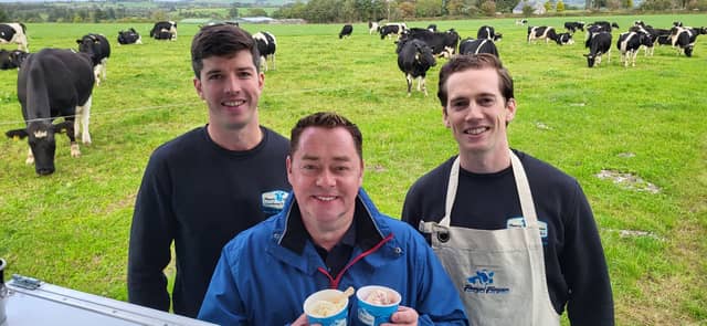 Another great producer within reach of the Greenway is Ballyhussa Dairy Farm where the Kiersey family have been farming since 1780. Brothers Tom, David and Ivan Kiersey are the seventh generation of the family to farm here. Inspired by the arrival of the Greenway, the brothers decided to use the milk produced on the farm to make ice cream and came up with the catchy name “Freezin’ Friesian”.