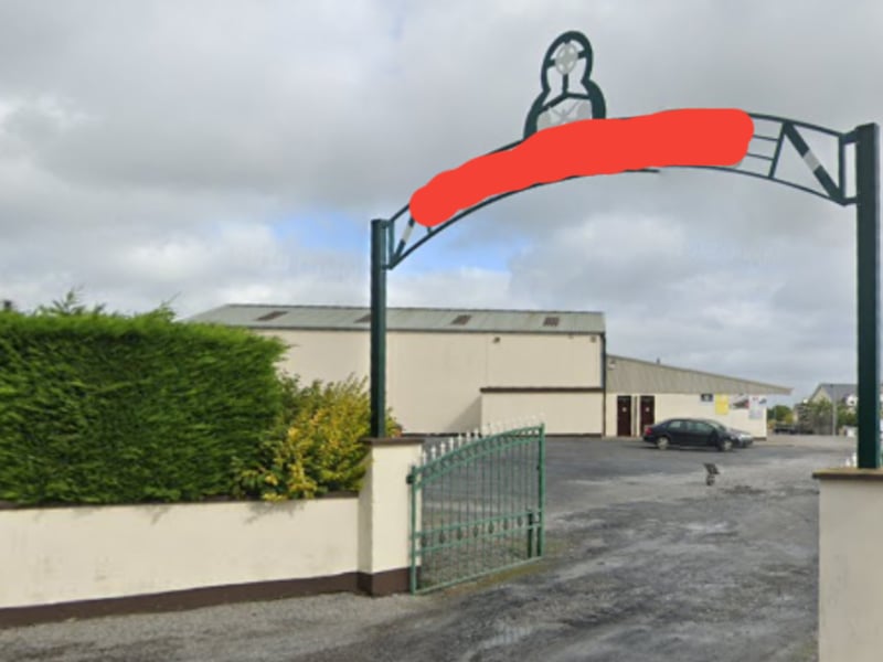 Which Carlow club owns this GAA ground? Click the '>' ARROW at the top of the article to see the answer! Click the '>' ARROW at the top of the article to see the answer!