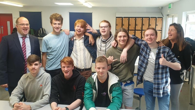 Students and staff in great form at Coláiste Pobail Osraí 