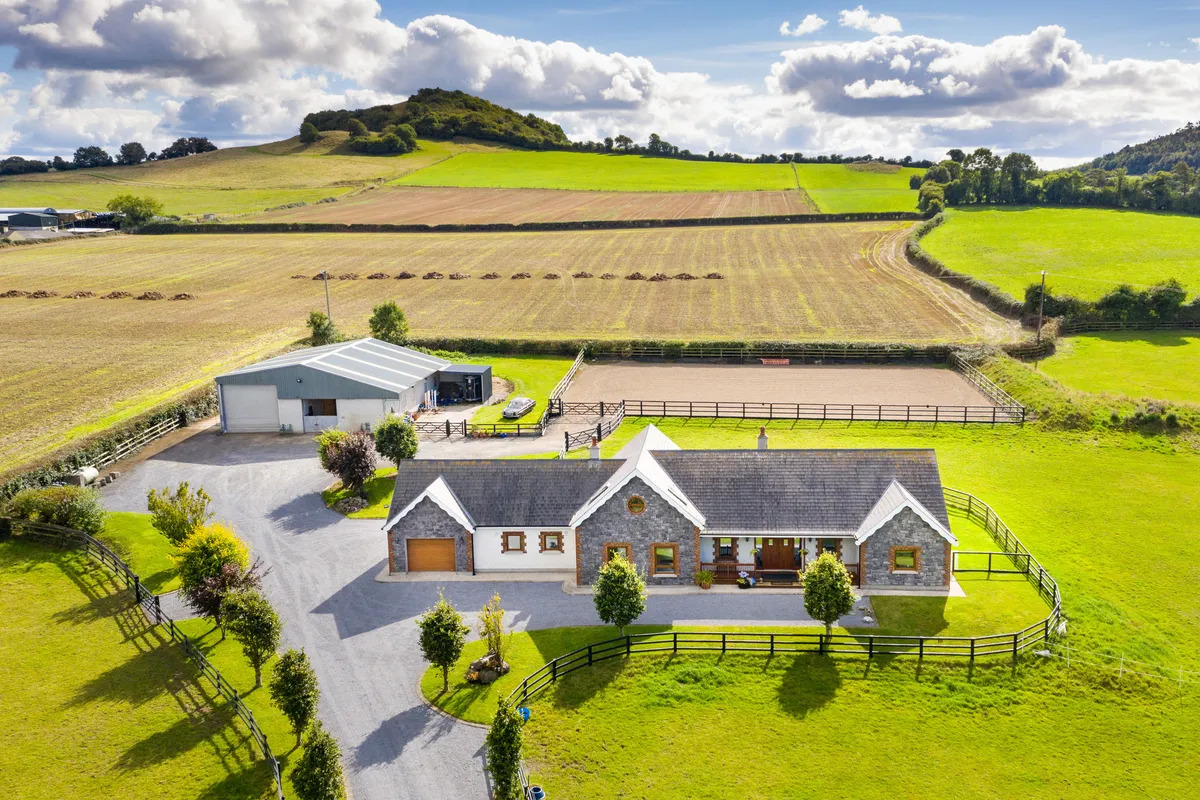 PROPERTY: Spectacular horse ranch style house in the Midlands for sale ...