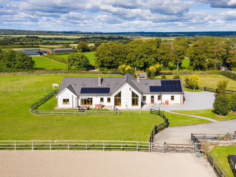 PROPERTY: Spectacular horse ranch style house in the Midlands for sale ...