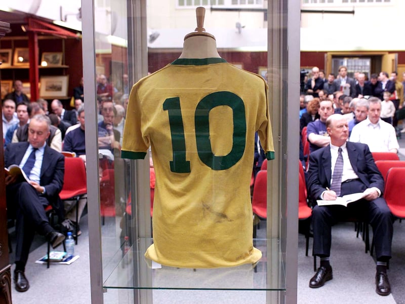 Record-breaking bid