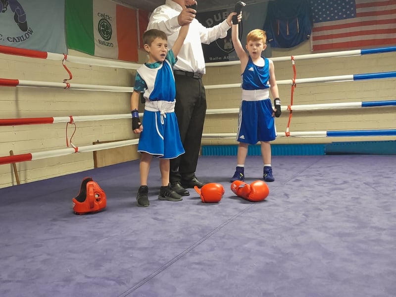 GALLERY: Boxing club in Carlow welcome local Gardaí to 'extravaganza' event
