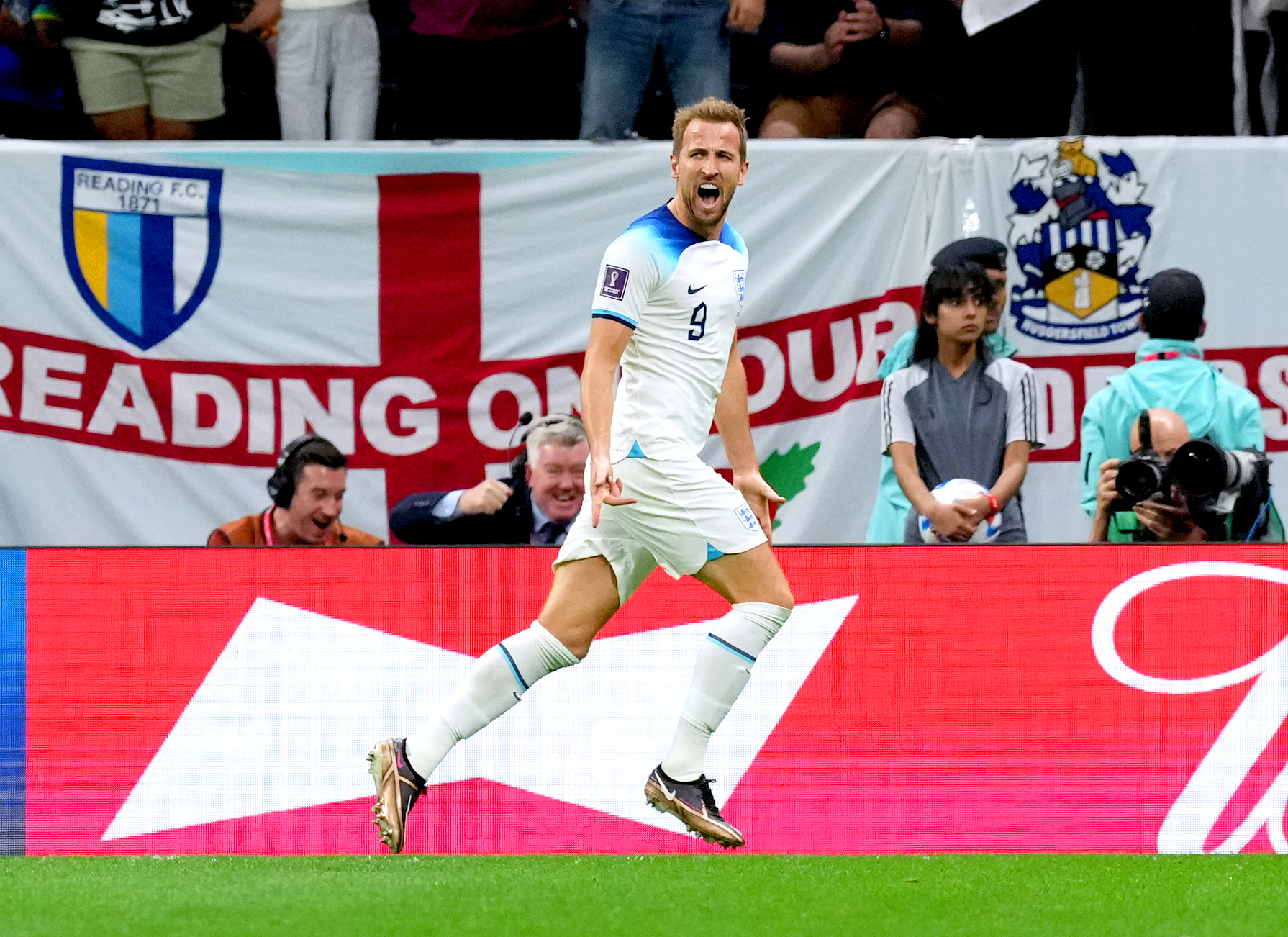 Here, the PA news agency looks at some of the best images from the weekend’s sporting action.
