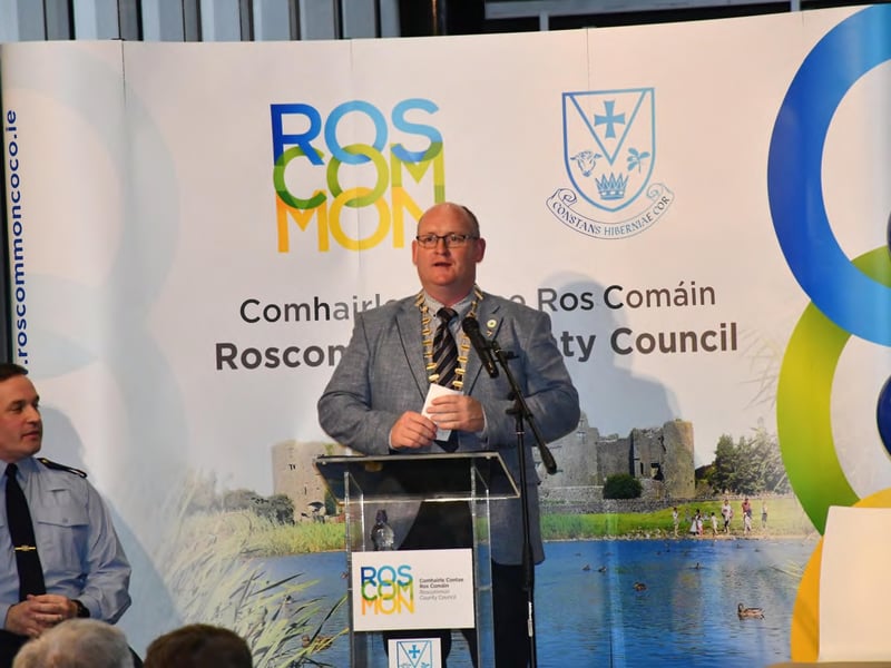 Caption: Longford County Council Cathaoirleach Cllr Turlough McGovern speaking at the 2022 Roscommon / Longford Garda Youth Awards presented last Thursday evening in Áras an Chontae, Roscommon