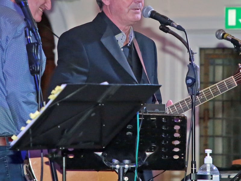 PICTURES | Full house in Ballinalee as Longford music iconic performs ...