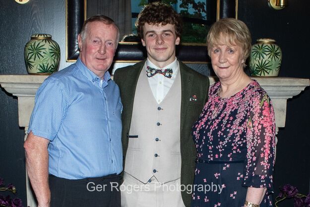 Students at Ard Scoil Chiaráin Naofa in Clara enjoyed a special night out at their Grad last week. CLICK ON THE ARROWS ABOVE TO GO THROUGH THE FULL GALLERY OF PICTURES