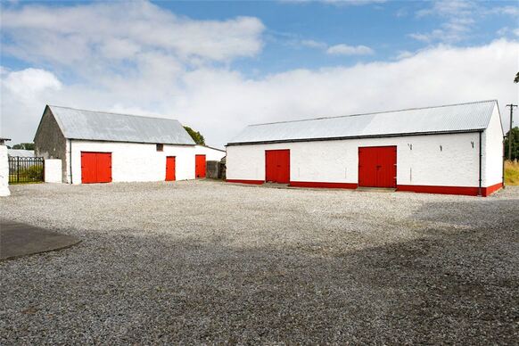 With five bedrooms, four bathrooms and set on two acres, Cappagh House, Kilclonfert is on the market for €340,000. CLICK ON THE ARROWS ABOVE TO TAKE A LOOK AROUND THIS CHARMING HOME
