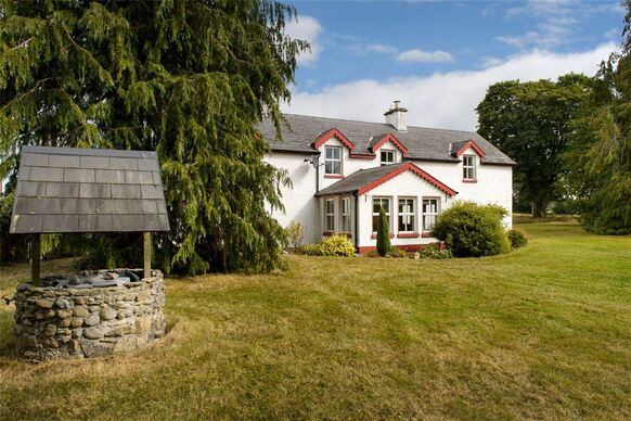 With five bedrooms, four bathrooms and set on two acres, Cappagh House, Kilclonfert is on the market for €340,000. CLICK ON THE ARROWS ABOVE TO TAKE A LOOK AROUND THIS CHARMING HOME