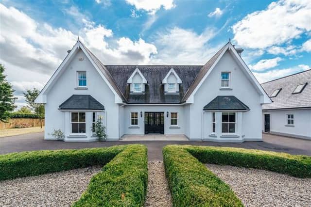 What is described as a spectacular five bedroom home on 1.65 acres of landscaped gardens in Offaly is now on the market. Located at Raheenakeernan, Walsh Island, the impressive home is on the market for €425,000. TAP ON THE ARROWS ABOVE TO TAKE A LOOK AROUND THIS IMPRESSIVE HOUSE