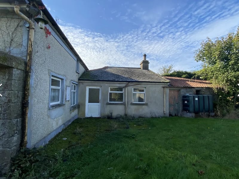 Click on NEXT below image to see dozens more photos of the house and lands.