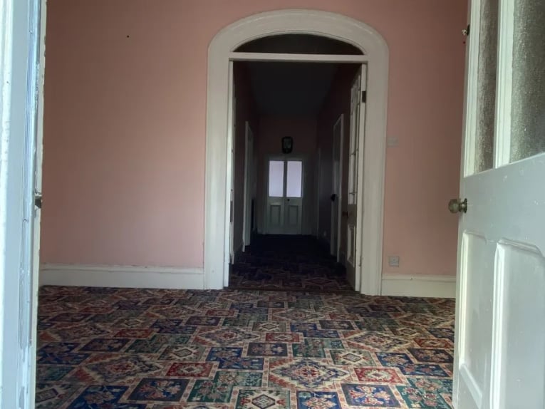 Click on NEXT below image to see more photos of the house and lands.