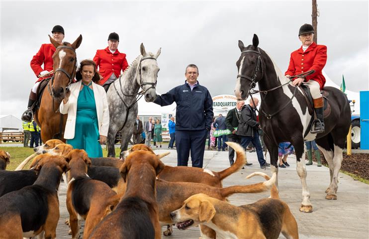 Alf Harvey was there to capture the atmosphere. Click on NEXT to see all of his photographs.