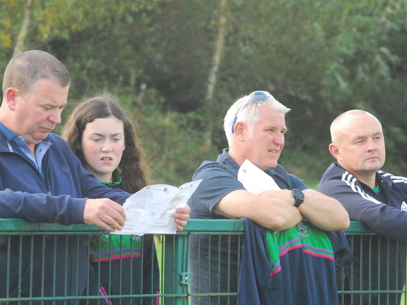  Leitrim Gaels claimed top spot in the Connacht Gold Leitrim Senior Championship when a late goal from Shaun Chandler gave them a 1-14 to 2-9 victory over Fenagh St Caillins and Observer photographer Willie Donnellan was there in Pairc Seain O'Laodain to capture some great images of fans enjoying the action ..... see who you can spot!