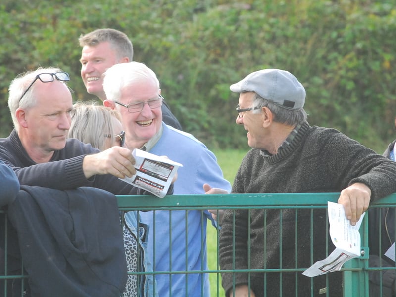 Leitrim Gaels claimed top spot in the Connacht Gold Leitrim Senior Championship when a late goal from Shaun Chandler gave them a 1-14 to 2-9 victory over Fenagh St Caillins and Observer photographer Willie Donnellan was there in Pairc Seain O'Laodain to capture some great images of fans enjoying the action ..... see who you can spot!