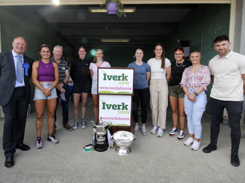 Iverk Show CHairman Robert Dowley with Katie Power and some of her fellow Kilkenny camogie stars, alongside Ireland rugbly star Hugo Keenan
