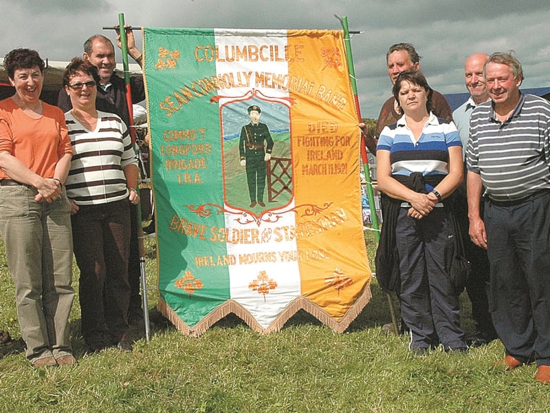 Caption: Committee members and friends, from left, Kevin Durkin, Marie Keenan, Angela Hudson, Brian Hudson, Michael McKeon, Kathy McNally, Padraig Doyle, Peadar Gormley and Joseph Murtagh enjoying the 2006 Colmcille Loy and Field Day