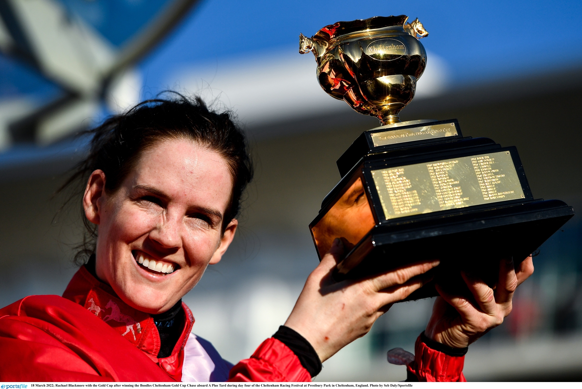 There have been many victorious women who have triumphed in Irish sport down through the years, from the past successes of Sonia O'Sullivan to the numerous present day Irish females who continue to reach high standards in their various sports. Here, we take a look at some of the current influential women in Irish sport: RACHAEL BLACKMORE Rachael Blackmore is the most successful Irish female jockey of all time. The 2021 RTÉ Sports Person of the Year and BBC World Sport Star of the Year, who hails from County Tipperary, has placed her name in the horse racing history books with her memorable victories in National Hunt racing. Some of Blackmore's most recent achievements include conquering the 2021 Grand National with Minella Times when she became the first woman champion in the race's history. She also picked up the 2021 Cheltenham Champion Hurdle crown on board Honeysuckle before she completed the triple crown by winning the 2022 Cheltenham Gold Cup riding A Plus Tard in March.
