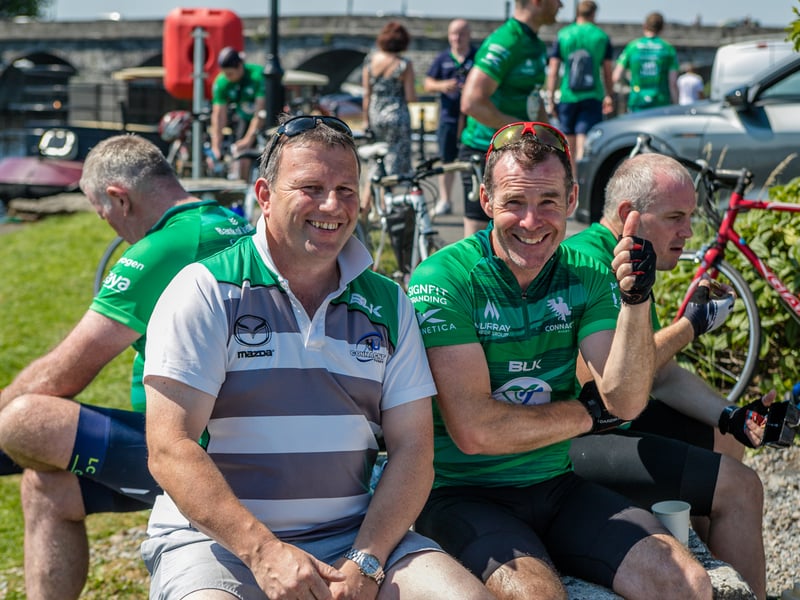 There was huge excitement at the quays in Carrick on Shannon last Saturday afternoon as a large contingent of the Connacht Rugby team and management along with some special guest riders had a stopover at Moon River on their Galway to Sligo Fundraising Cycle #care4claire. For approximately an hour, the cyclists and their support team and met with many of the local young players and signed autographs and jerseys before setting off on the road to Sligo where they finished their 218k trip across the five counties of the province later that evening. Varadkar says IRFU should listen to trans players ‘excluded’ from contact rugby Amongst the large group of cyclists and travelling players were Connacht Head Coach Andy Friend, Ireland playing legends Kieran Marmion and Eric Elwood and former Mayo, Roscommon and Offaly GAA manager John Maughan. The cycle began at The Sportsground in Galway in the early hours of Saturday morning and finished at Sligo RFC. The route took in all five counties with stops in Ballinrobe Co. Mayo, Ballyhaunis Co. Mayo, Frenchpark Co. Roscommon, Carrick-on-Shannon Co. Leitrim, and finally Ross and Claire’s home in Coolaney Co. Sligo, before the final stretch to Sligo RFC. The fundraiser was for 35-year old Sligo native Claire Carpenter who suffered a serious and life-changing event earlier this year. Claire suffered a stroke at her home in Coolaney. 'We don't stand still' on issues of player welfare, World Rugby vows After being rushed to the ICU unit of Beaumont Hospital she was placed in an induced coma for over a week following a life-saving operation. Claire is now thankfully on the road to recovery, however significant funds need to be raised to allow her to continue her rehabilitation in Dun Laoghaire, and eventually lead an independent life at home. Claire’s partner Ross Mannion is a Rugby Participation Officer with Connacht Rugby and was Head Coach of the Connacht Women’s team in 2021. They have three children, Luke (14), Anna (10) and Zach (7).