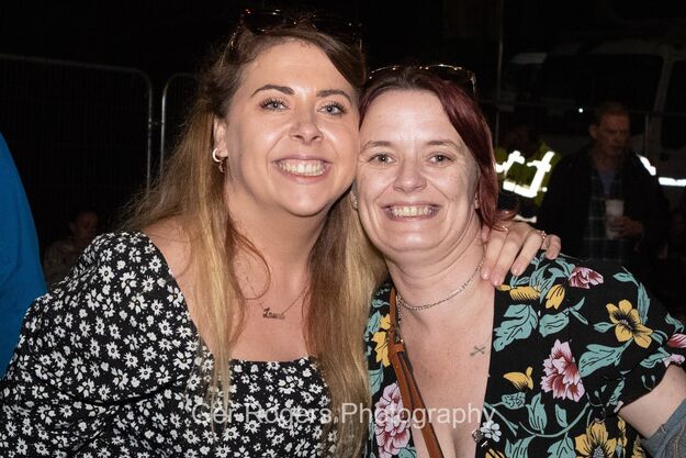 BIG NIGHT OUT IN PICTURES: Offaly festival goers having a fantastic ...