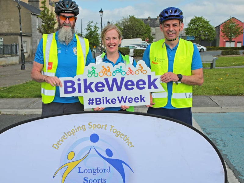 Caption: Brendan and Medeline Doyle with Donal Mulligan Picture: Shelley Corcoran