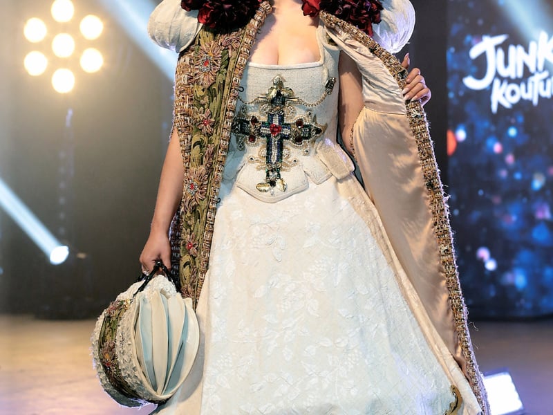 Genevieve Keane, of Ursuline Secondary School, Tipperary, who was announced as a Junk Kouture world finalist at the Junk Kouture Irish Final at the Bord Gais Energy Theatre. The creation Acantha inspired by the story of St Patrick was designed and created from potato sacks, curtains, wool and old carpet. Pic: Brian McEvoy