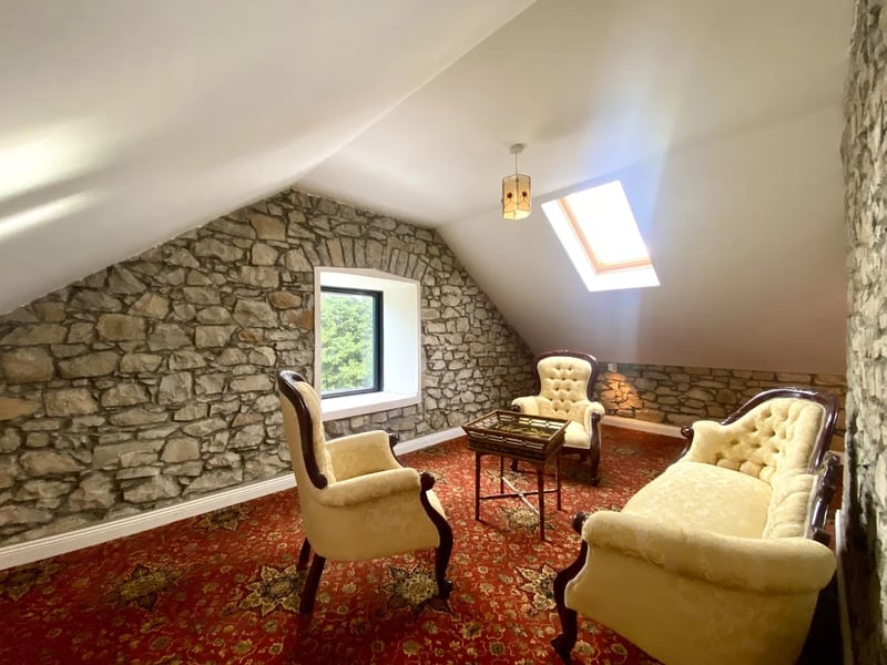 Described as 'an exceptional fully restored five bay two-storey period residence, Dunville House in Rhode is now up for sale with an asking price of €800,000. CLICK ON NEXT TO TAKE A LOOK AROUND THIS INCREDIBLE HOUSE