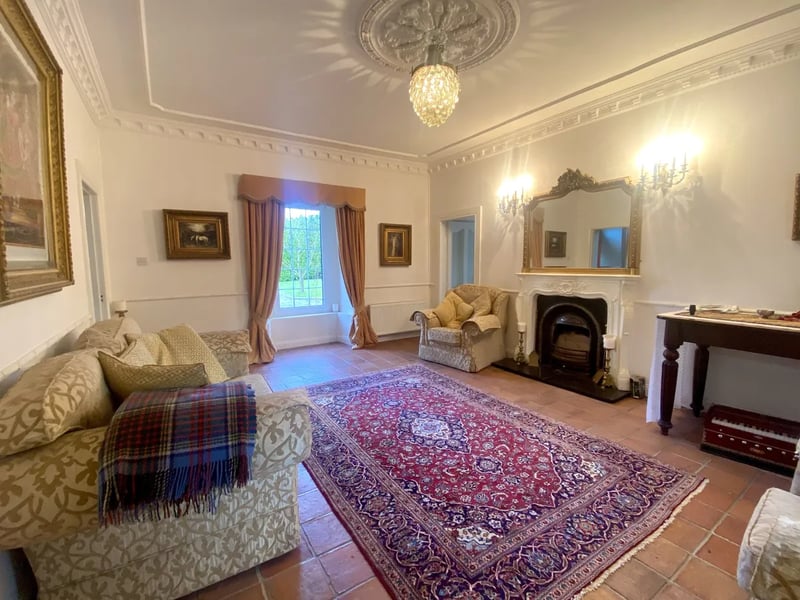 Described as 'an exceptional fully restored five bay two-storey period residence, Dunville House in Rhode is now up for sale with an asking price of €800,000. CLICK ON NEXT TO TAKE A LOOK AROUND THIS INCREDIBLE HOUSE
