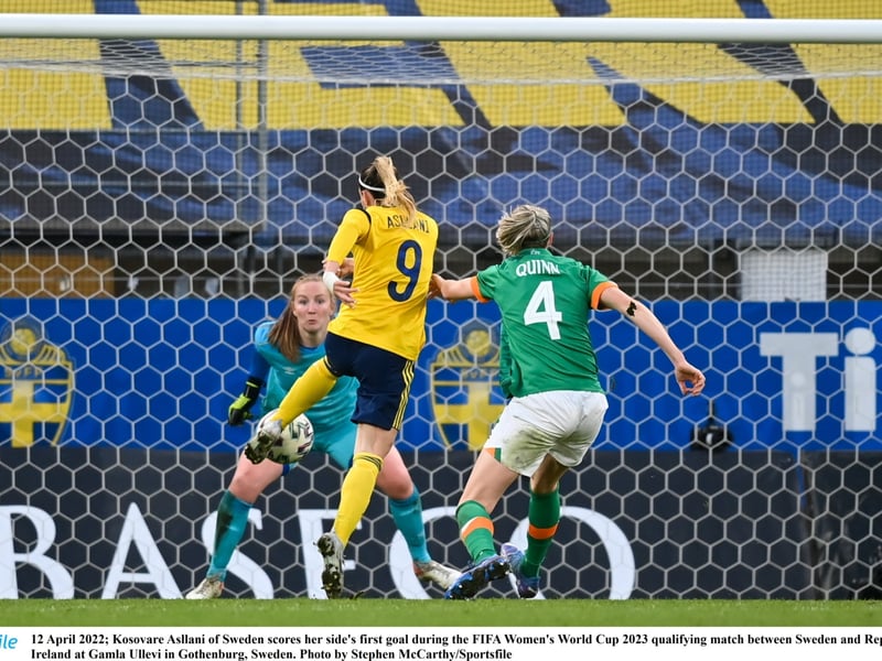 Kosovare Asllani scores the equalising goal for Sweden