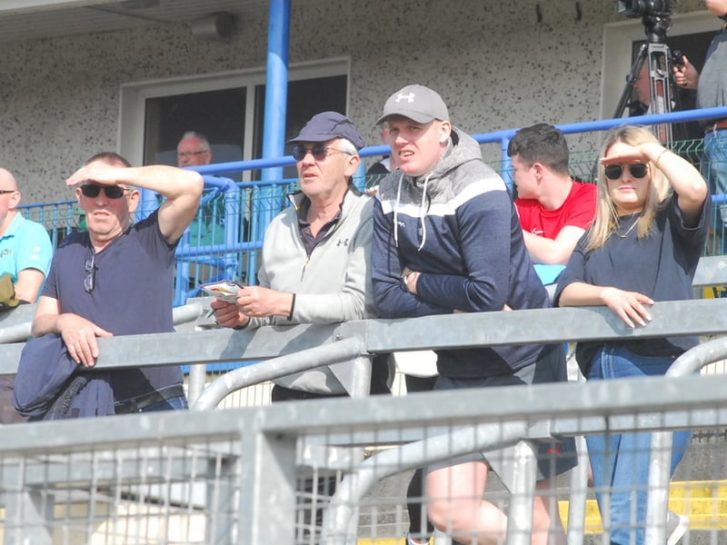   Longford proved too strong and too clinical as they ended Leitrim's dreams of glory in the Allianz NHL Division 3B Semi-Final in Glennon Brothers Pearse Park on Saturday afternoon courtesy of a 1-26 to 2-13 victory. Crowds enjoyed the fantastic weather at the high scoring encounter .... see who you can spot! Division 4 needs more than talk as final round schedule leaves a lot to be desired Can you beat The Chaser in Kinlough? Controversy and drama as Leitrim Ladies League hopes end in extra time classic