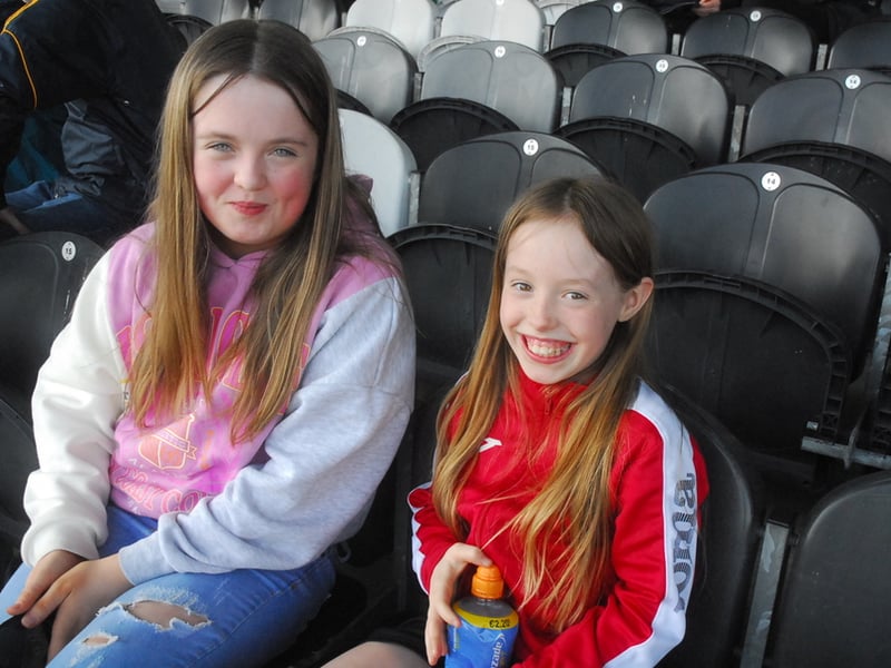 Leitrim had to give way to neighbours Sligo in the final Allianz NFL Division 4 clash in brilliant sunshine in Markievicz Park on Sunday, the home side winning by six points 2-16 to 2-10. Observer photographer Willie Donnellan was there to capture some great images of fans enjoying the action and the fabulous sunshine ..... see who you can spot! No promotion battle for Leitrim as Cavan and Tipperary book Allianz NFL Division 4 promotion spots Crowds enjoy the sunshine as Longford brush aside Leitrim in Allianz NHL Division 3B semi-final - GALLERY Crowds enjoy the sunshine as Longford brush aside Leitrim in Allianz NHL Division 3B semi-final - GALLERY