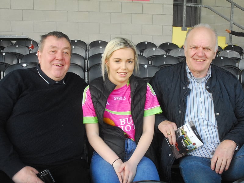 Leitrim had to give way to neighbours Sligo in the final Allianz NFL Division 4 clash in brilliant sunshine in Markievicz Park on Sunday, the home side winning by six points 2-16 to 2-10. Observer photographer Willie Donnellan was there to capture some great images of fans enjoying the action and the fabulous sunshine ..... see who you can spot! No promotion battle for Leitrim as Cavan and Tipperary book Allianz NFL Division 4 promotion spots Crowds enjoy the sunshine as Longford brush aside Leitrim in Allianz NHL Division 3B semi-final - GALLERY Crowds enjoy the sunshine as Longford brush aside Leitrim in Allianz NHL Division 3B semi-final - GALLERY