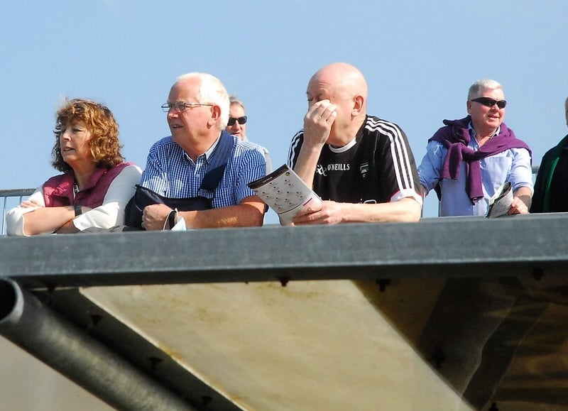 Leitrim had to give way to neighbours Sligo in the final Allianz NFL Division 4 clash in brilliant sunshine in Markievicz Park on Sunday, the home side winning by six points 2-16 to 2-10. Observer photographer Willie Donnellan was there to capture some great images of fans enjoying the action and the fabulous sunshine ..... see who you can spot! No promotion battle for Leitrim as Cavan and Tipperary book Allianz NFL Division 4 promotion spots Crowds enjoy the sunshine as Longford brush aside Leitrim in Allianz NHL Division 3B semi-final - GALLERY Crowds enjoy the sunshine as Longford brush aside Leitrim in Allianz NHL Division 3B semi-final - GALLERY