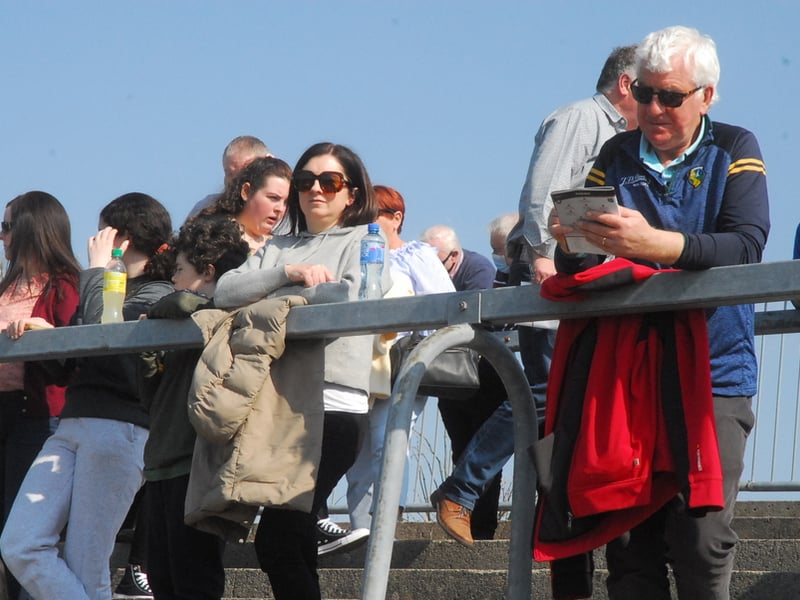 Leitrim had to give way to neighbours Sligo in the final Allianz NFL Division 4 clash in brilliant sunshine in Markievicz Park on Sunday, the home side winning by six points 2-16 to 2-10. Observer photographer Willie Donnellan was there to capture some great images of fans enjoying the action and the fabulous sunshine ..... see who you can spot! No promotion battle for Leitrim as Cavan and Tipperary book Allianz NFL Division 4 promotion spots Crowds enjoy the sunshine as Longford brush aside Leitrim in Allianz NHL Division 3B semi-final - GALLERY Crowds enjoy the sunshine as Longford brush aside Leitrim in Allianz NHL Division 3B semi-final - GALLERY