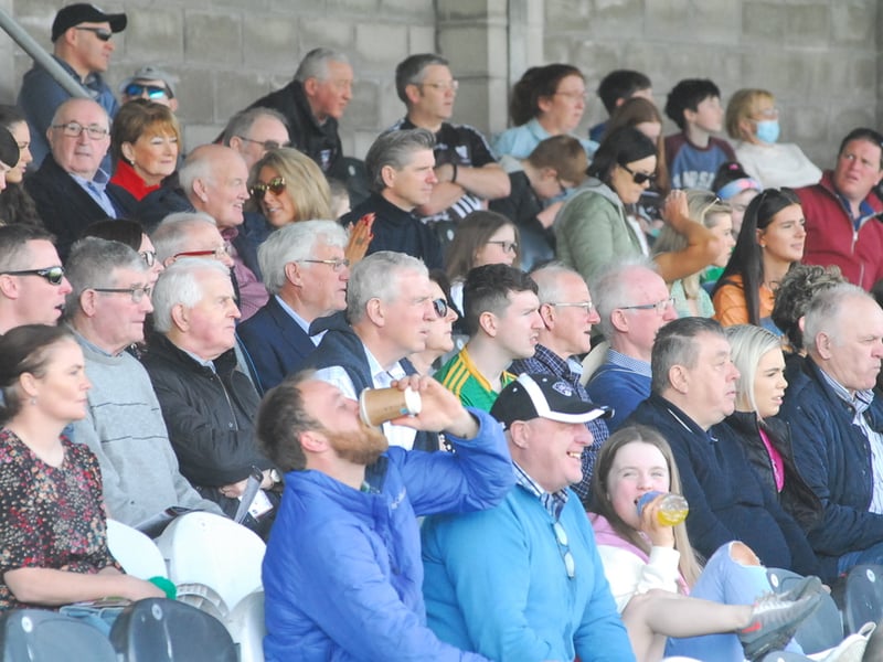   Leitrim had to give way to neighbours Sligo in the final Allianz NFL Division 4 clash in brilliant sunshine in Markievicz Park on Sunday, the home side winning by six points 2-16 to 2-10. Observer photographer Willie Donnellan was there to capture some great images of fans enjoying the action and the fabulous sunshine ..... see who you can spot! No promotion battle for Leitrim as Cavan and Tipperary book Allianz NFL Division 4 promotion spots Crowds enjoy the sunshine as Longford brush aside Leitrim in Allianz NHL Division 3B semi-final - GALLERY Crowds enjoy the sunshine as Longford brush aside Leitrim in Allianz NHL Division 3B semi-final - GALLERY