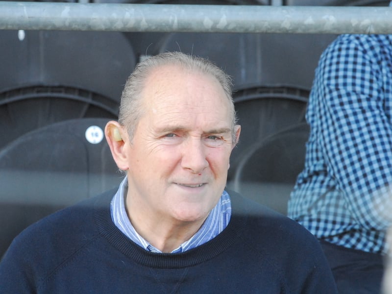   Leitrim had to give way to neighbours Sligo in the final Allianz NFL Division 4 clash in brilliant sunshine in Markievicz Park on Sunday, the home side winning by six points 2-16 to 2-10. Observer photographer Willie Donnellan was there to capture some great images of fans enjoying the action and the fabulous sunshine ..... see who you can spot! No promotion battle for Leitrim as Cavan and Tipperary book Allianz NFL Division 4 promotion spots Crowds enjoy the sunshine as Longford brush aside Leitrim in Allianz NHL Division 3B semi-final - GALLERY Crowds enjoy the sunshine as Longford brush aside Leitrim in Allianz NHL Division 3B semi-final - GALLERY